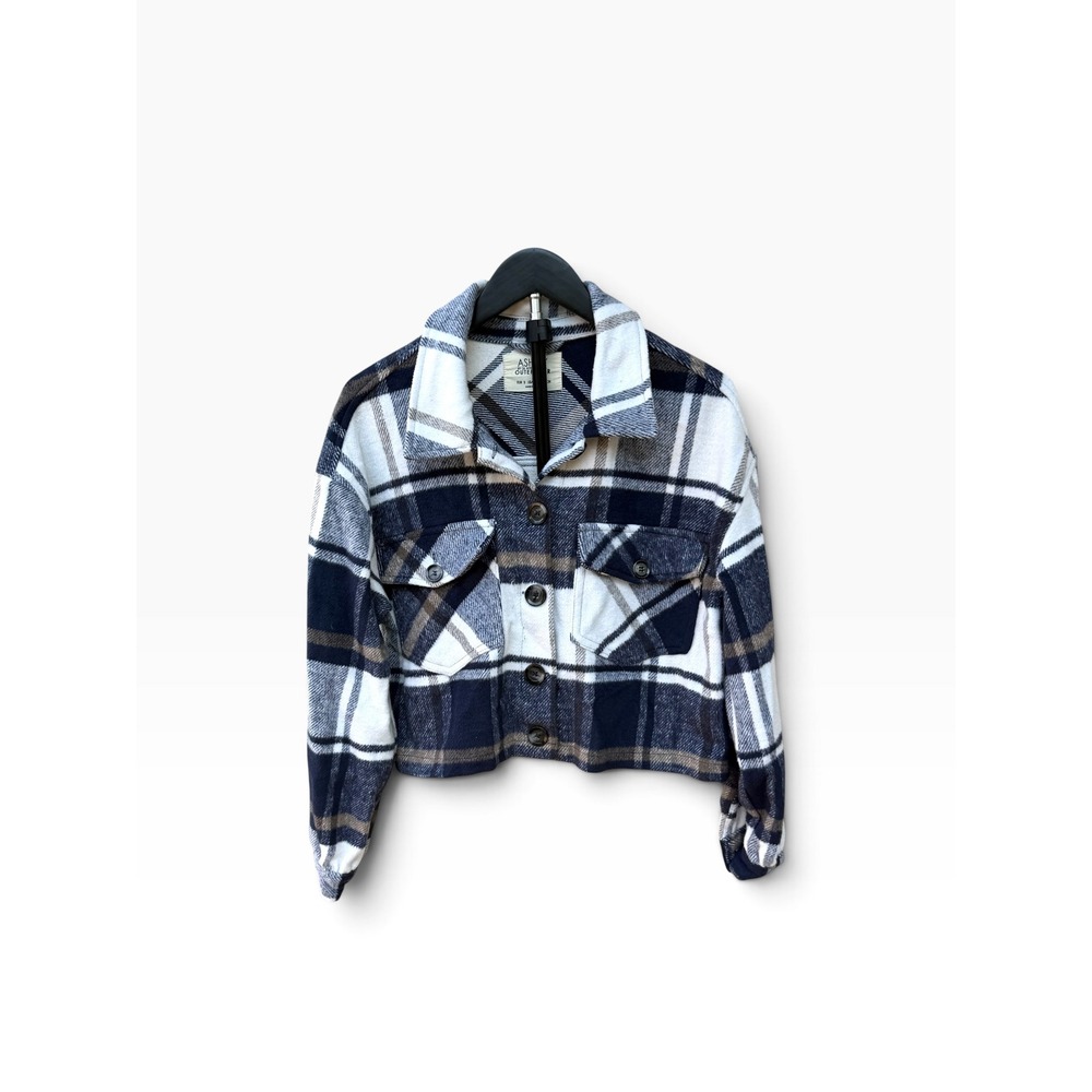 Ashley Outerwear Shacket Womens Small Navy Blue Plaid Cropped Button Up JKJR2443